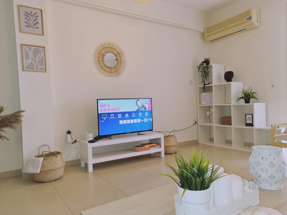 Stay Sunny Palms Apartment 沃罗里尼 外观 照片